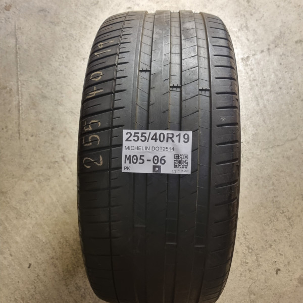 255/40R19 MICHELIN DOT2514