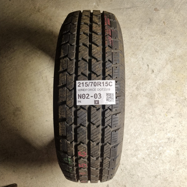 215/70R15C WINDFORCE DOT2319