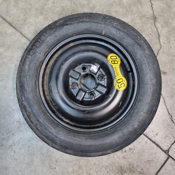 4x114.3 3.5J ET40 R15 67.1 125/90R15 CONTINENTAL