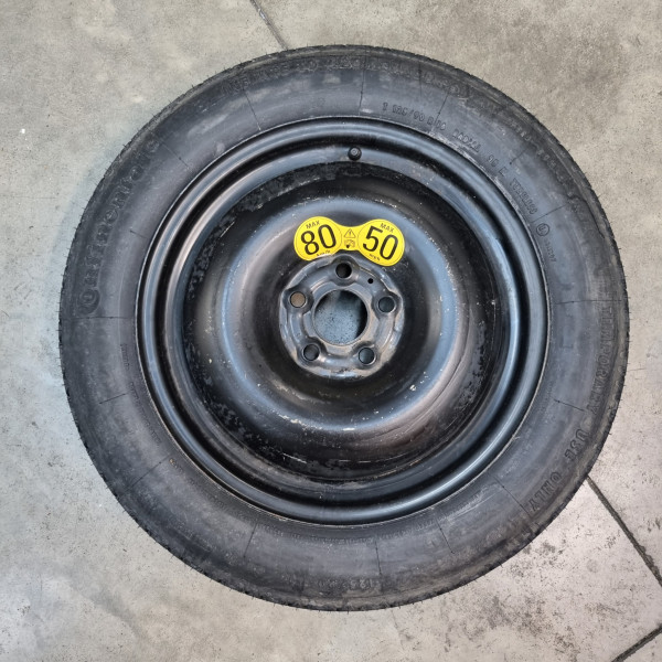 5x100 R16 4.0J ET49 67.1 125/90R16 CONTINENTAL