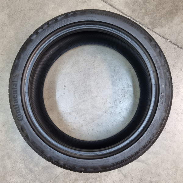 225/40R18 CONTINENTAL DOT0725