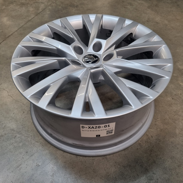 5x112 R18 8.0J ET44 57.1