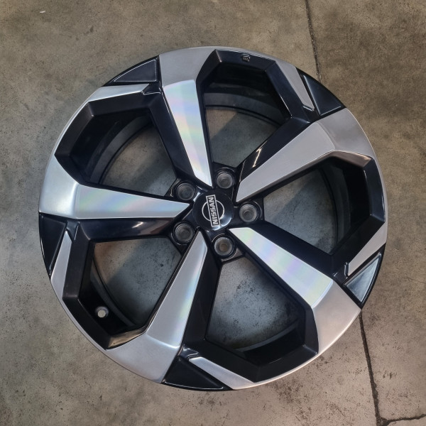 5x114.3 R19 7.5J ET35 66.1