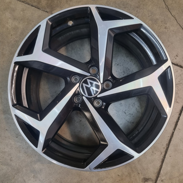 5x112 R18 8.0J ET44 57.1