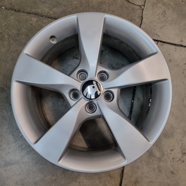 5x100 R16 7.0J ET46 57.1