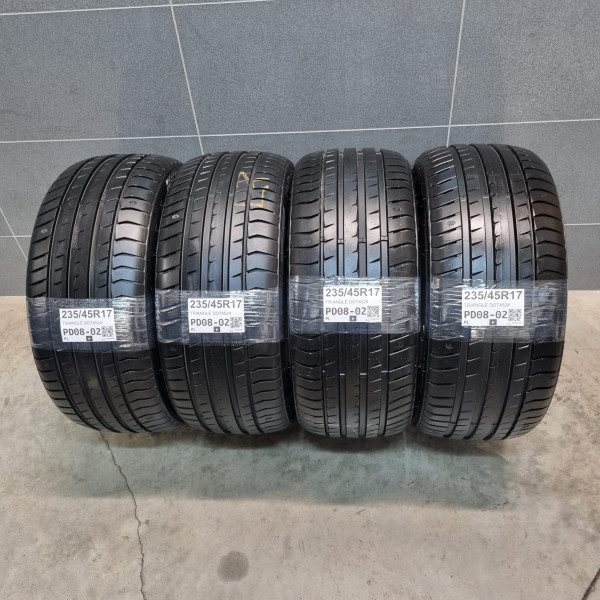 235/45R17 TRIANGLE DOT4524