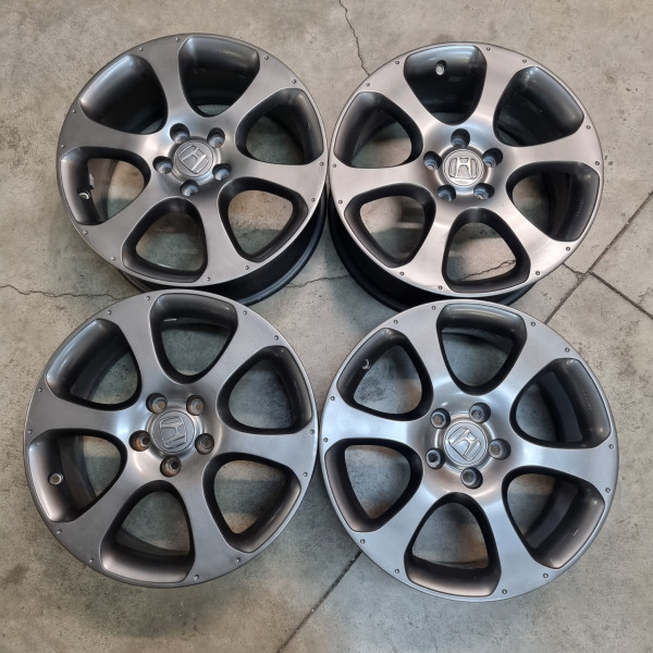 5x114.3 R18 7.5J ET55 64.1