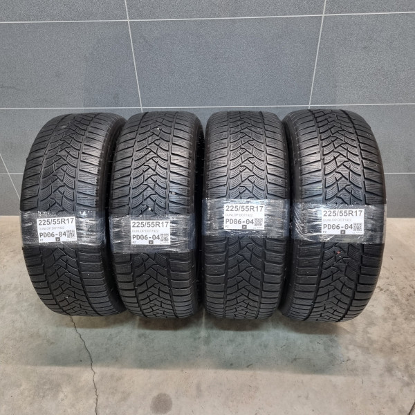 225/55R17 DUNLOP DOT1922