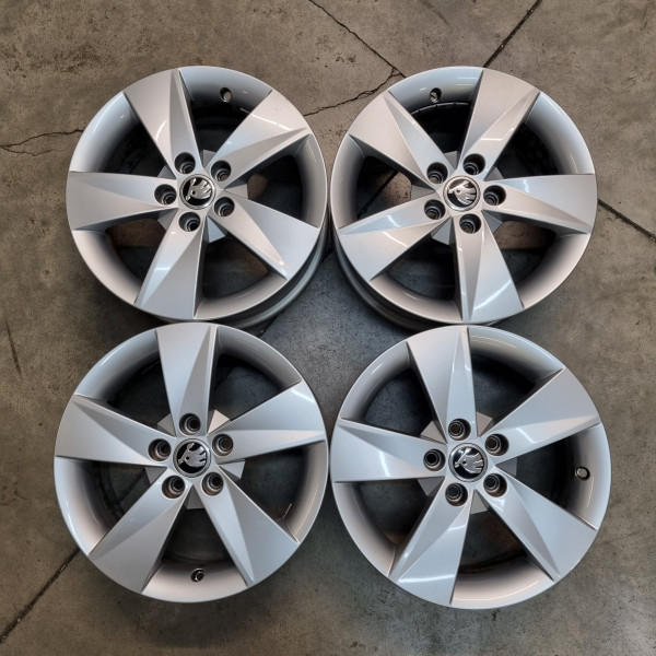 5x100 R15 6.0J ET43 57.1