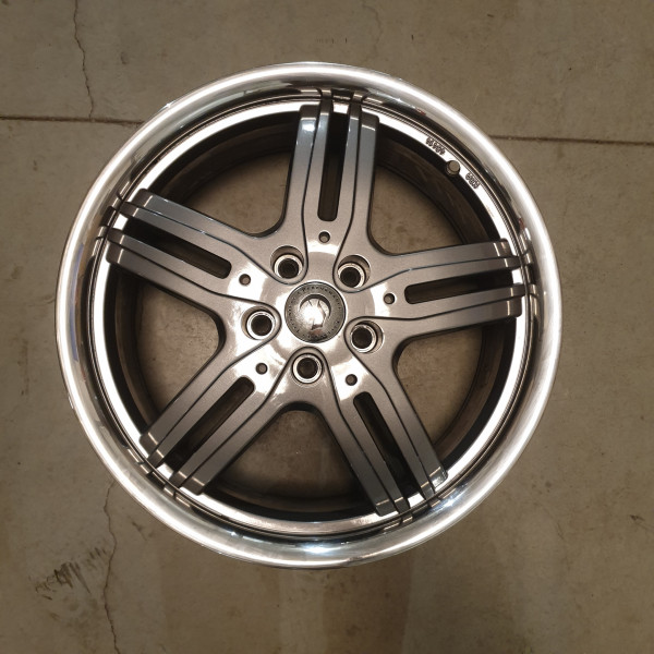 5x114.3 R18 8.0J ET40 74.1