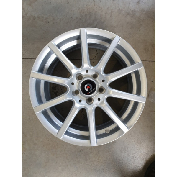 5x105 R16 7.0J ET38 56