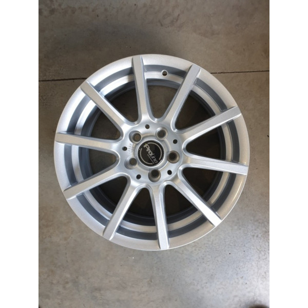 5x105 R16 7.0J ET38 56