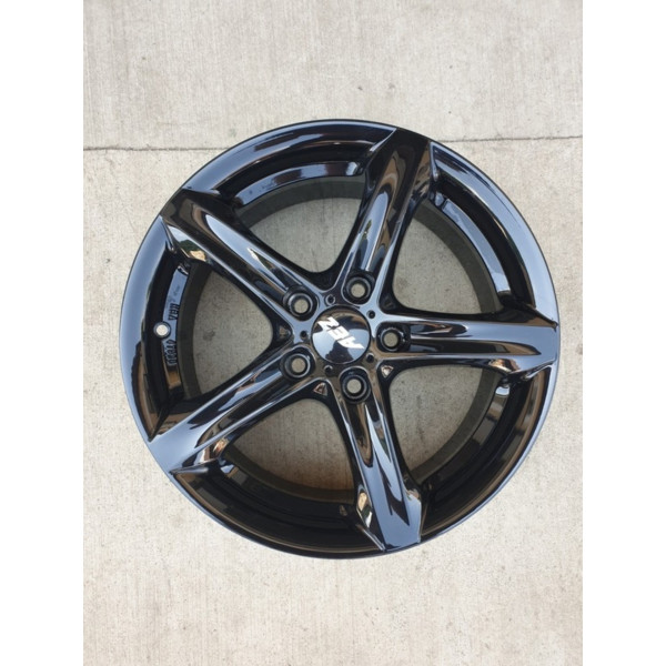 5x112 R16 7.0J ET40 70