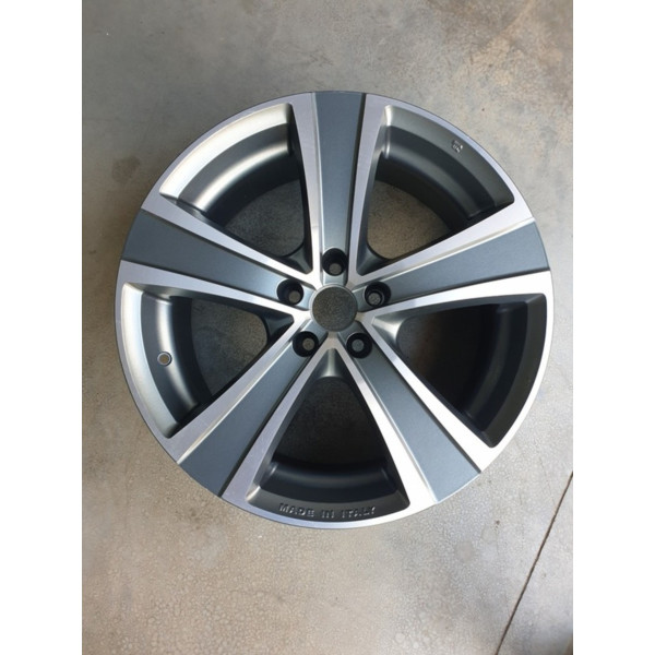 5x114.3 R19 8.5J ET35 76