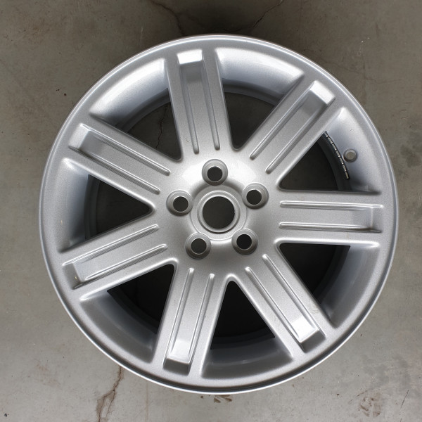 5x120 R19 8.0J ET57 72.5