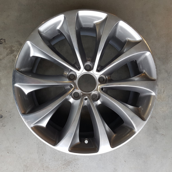 5x120 R18 8J ET30 72