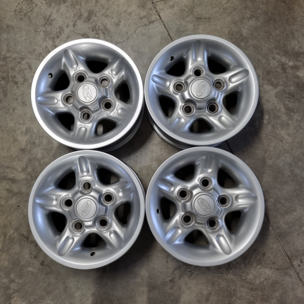5x165 R16 7.0J ET33 114 Land Rover Defender Discovery 1 Range Rover Classic