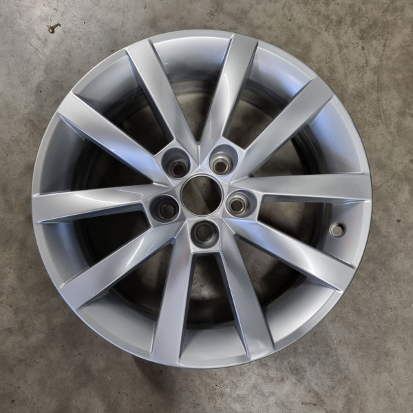 5x100 R16 6J ET38 57.1