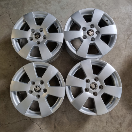 5x112 R15 6.0J ET47 57.1