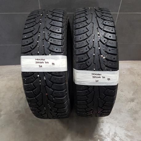 225/65R17 NOKIAN