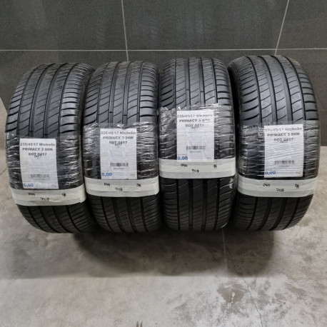 235/45R17 MICHELIN DOT0417