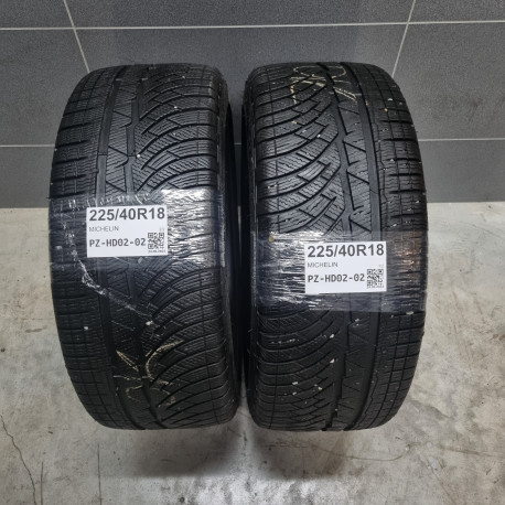 225/40R18 MICHELIN