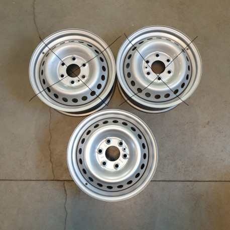 6x125 R16 1ks nový