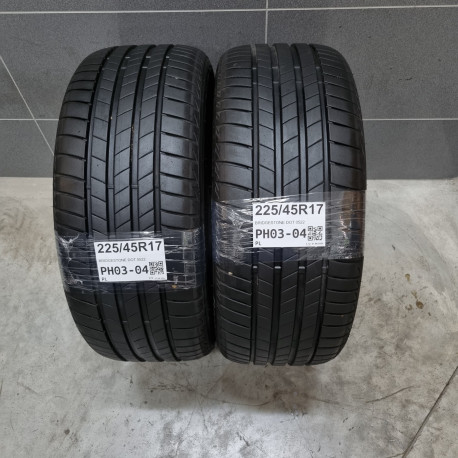 225/45R17 BRIDGESTONE DOT 0522