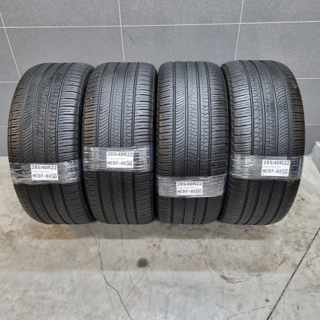 285/40R22 PIRELLI DOT 0121