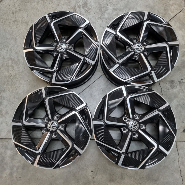 5x120 R19 8.0J ET45 64.1 BYD SEALION 7