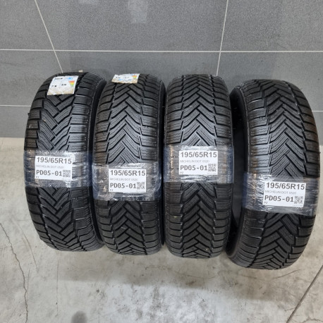 195/65R15 MICHELIN DOT 0520