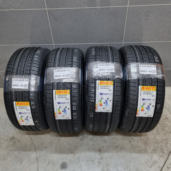 235/40R19 PIRELLI DOT 0624