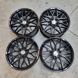 5x112 R19 8.5J ET40 66.6 Disk Dotz Suzuka Blaze Black robia sa