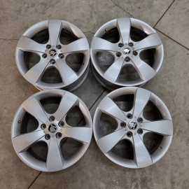 5x112 R17 7.0J ET54 57.1