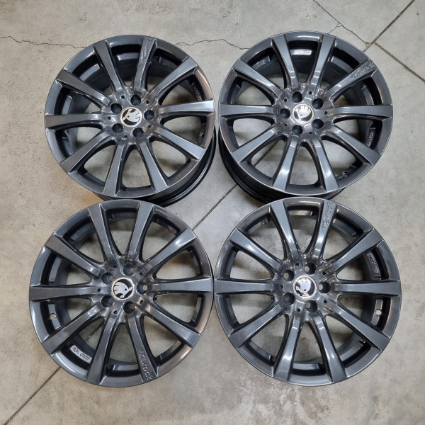 5x100 R17 7.5J ET35 63.3