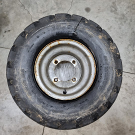 4x114.3 R8 ?J ET? 90 18x9.50-8 QUIND