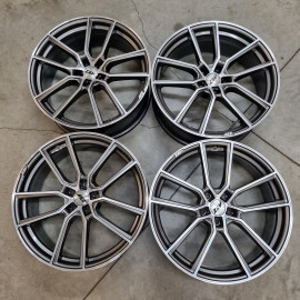 5x112 R20 8.0J ET35 70