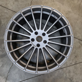 5x120 R22 10.5J ET40 82