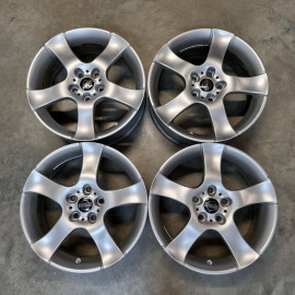 5x114.3 R17 7.0J ET42 67