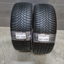 225/45R19 BRIDGESTONE DOT2319,18