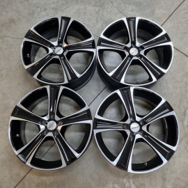 5x114.3 R19 8.0J ET40 67