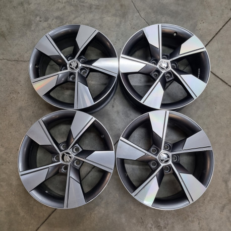 5x112 R17 7.0J ET45 57.1