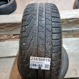 235/50R19 PIRELLI DOT2816
