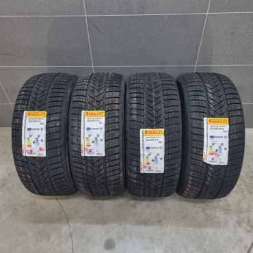 235/45R18 Pirelli Winter Sottozero 3 98V XL