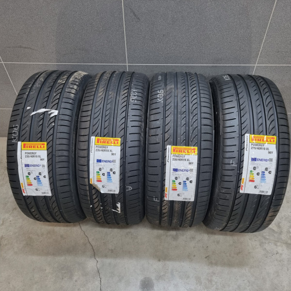 235/40R19 Pirelli Powergy XL 96Y