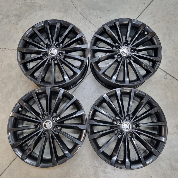 5x112 R18 7.0J ET43 57.1