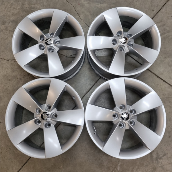 5x112 R17 7.0J ET45 57.1