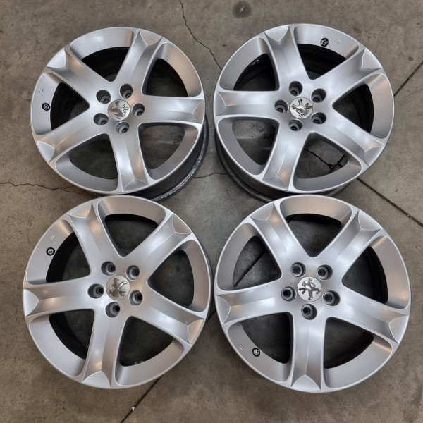 5x108 R17 7.0J ET48 65.1