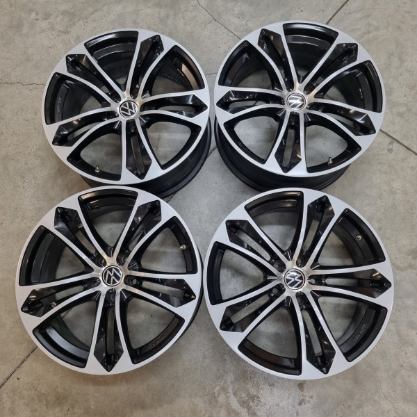5x120 R19 8.5J ET30 76.9