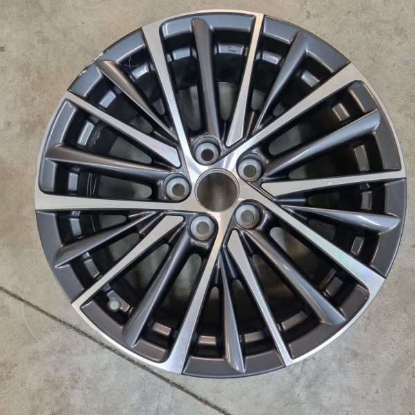 5x114.3 R18 8.0J ET45 60.1